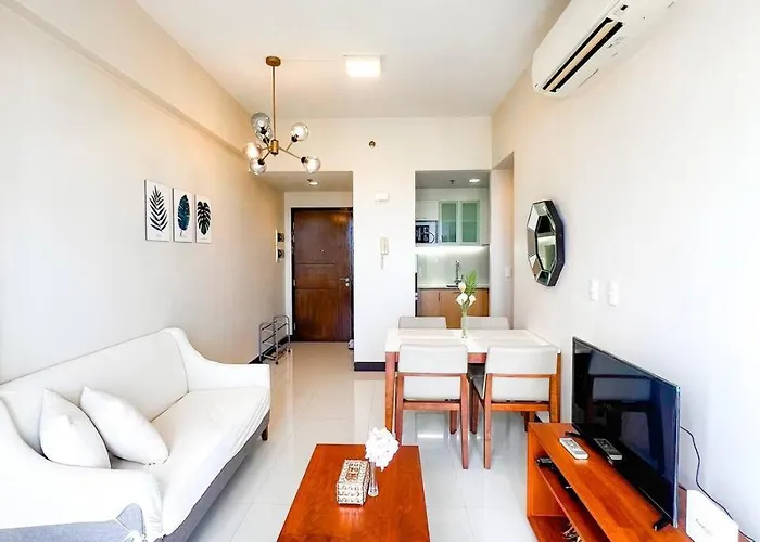 Aparthotel 1 Bedroom With Ocean View Balcony! Pool Access Near Mactan Airport Lapu-Lapu City